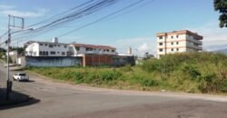 Vende Terreno en Pueblo Nuevo con proyecto de 6 locales comerciales y 12 apartamentos